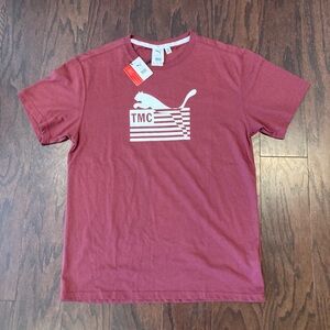 MEN'S PUMA X TMC EVERYDAY HUSSLE GRAPHIC BURGUNDY WHITE T-SHIRT MEDIUM (NWT)